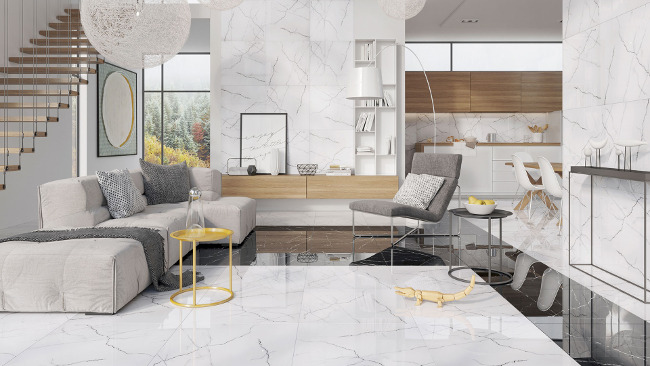 Trendy łazienkowe – jakie kafelki wizualnie powiększają przestrzeń?